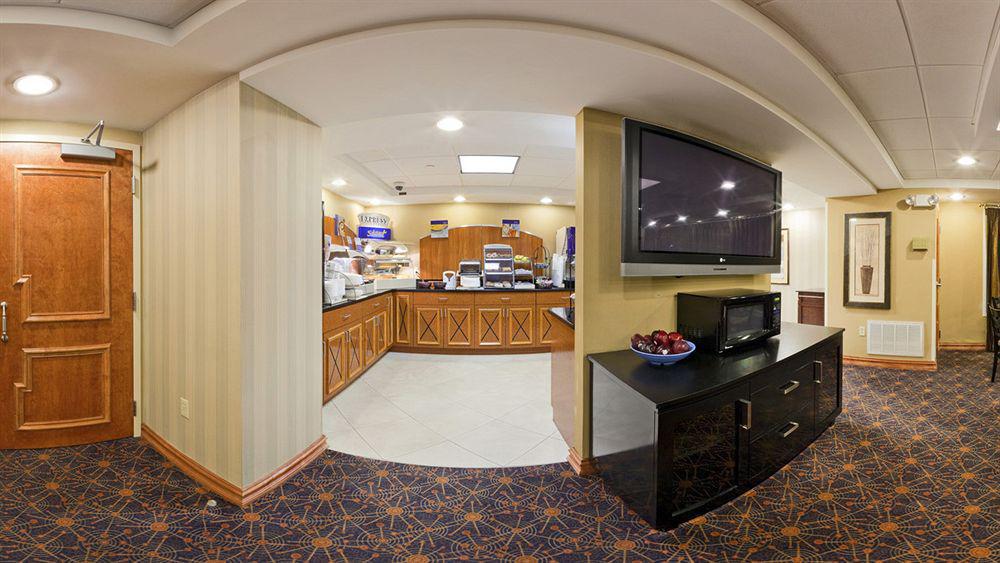 Holiday Inn Express & Suites West Long Branch - Eatontown, An Ihg Hotel Zewnętrze zdjęcie